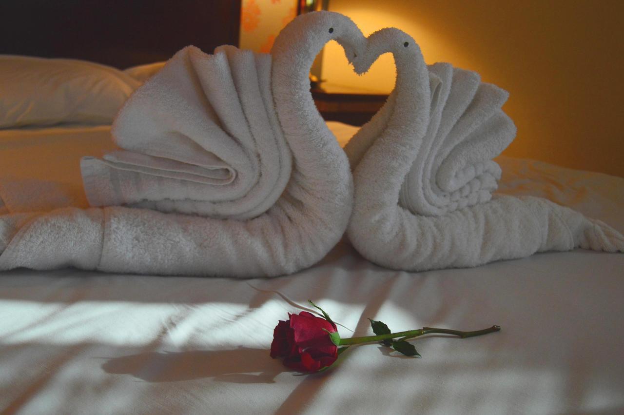 Golden Hotel 2*