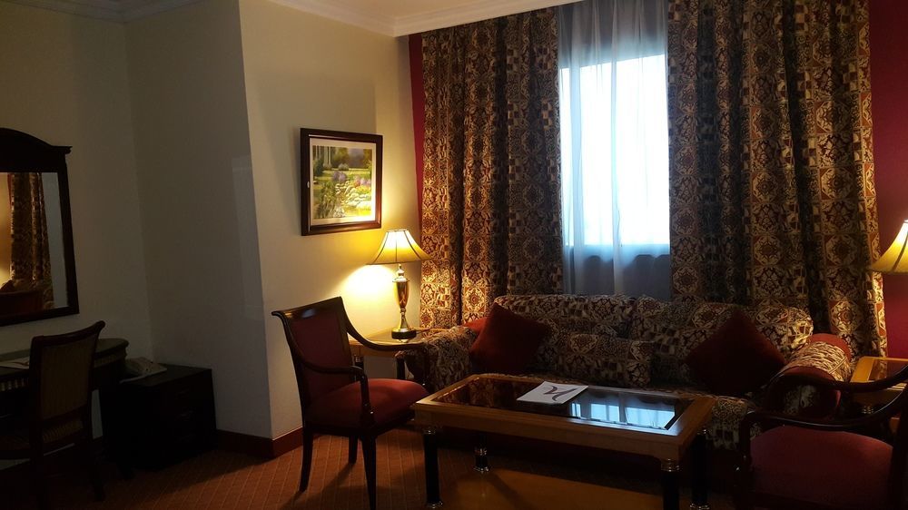 Hotel Golden 2*