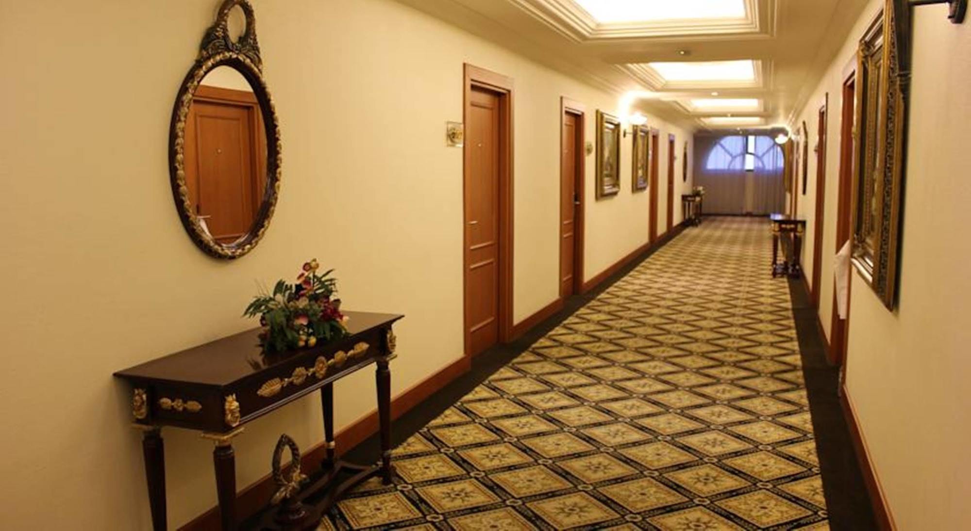 Hotel Golden 2*
